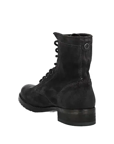 https://images.styletyx.com/images/black-leather-ankle-boot-goosecraft-2164964_3.webp