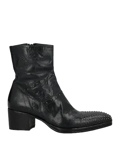 https://images.styletyx.com/images/black-leather-ankle-boot-jo-ghost-13219495_1.webp