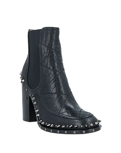 https://images.styletyx.com/images/black-leather-ankle-boot-laurence-dacade-1005030281_2.webp