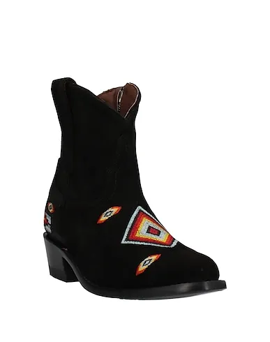 https://images.styletyx.com/images/black-leather-ankle-boot-mexicana-1656607_2.webp