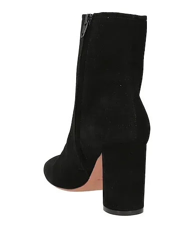https://images.styletyx.com/images/black-leather-ankle-boot-pellico-1004401590_3.webp