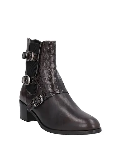 https://images.styletyx.com/images/black-leather-ankle-boot-pertini-1315249287_2.webp