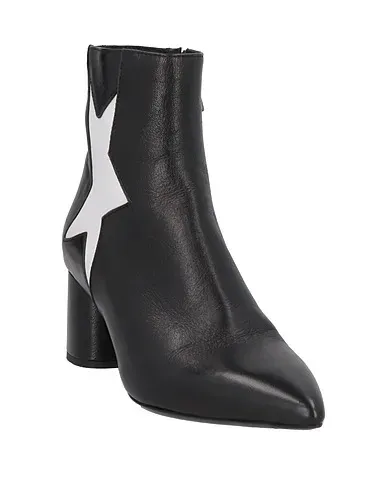 https://images.styletyx.com/images/black-leather-ankle-boot-tiffi-1003869785_2.webp