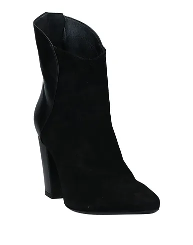 https://images.styletyx.com/images/black-leather-ankle-boot-tiffi-13016266_2.webp