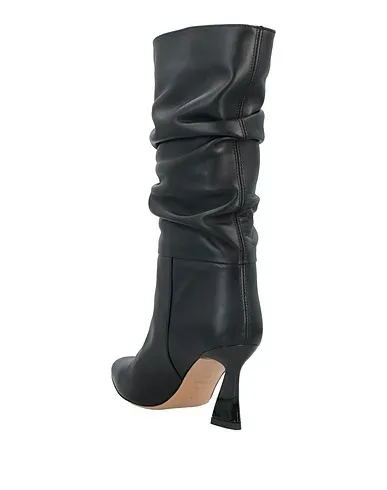 https://images.styletyx.com/images/black-leather-ankle-boot-tiffi-2896373_3.webp
