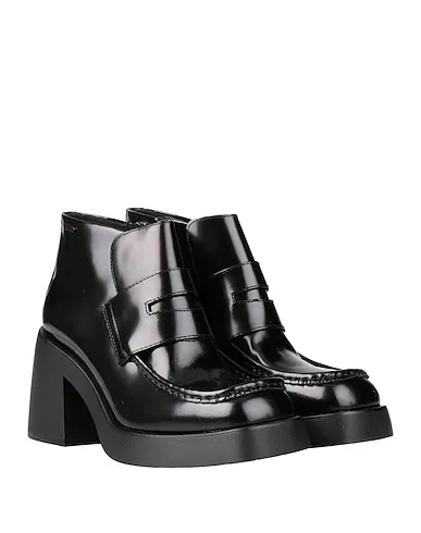https://images.styletyx.com/images/black-leather-ankle-boot-vagabond-shoemakers-12950260_4.webp