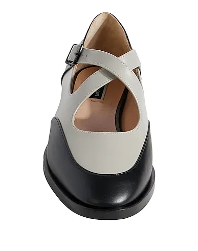 https://images.styletyx.com/images/black-leather-ballet-flats-emporio-armani-37489594_4.webp