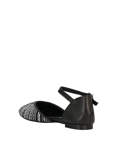 https://images.styletyx.com/images/black-leather-ballet-flats-j-save-872382427_3.webp