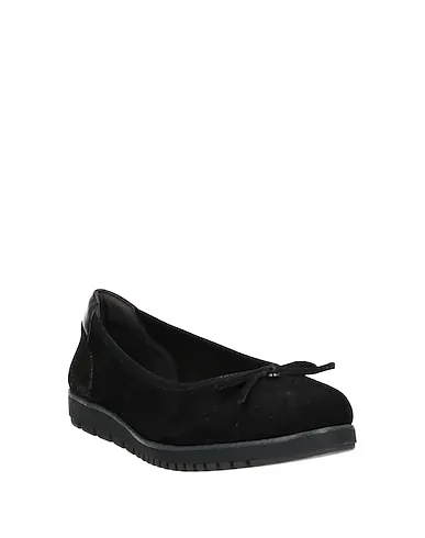 https://images.styletyx.com/images/black-leather-ballet-flats-tamaris-710355161_2.webp