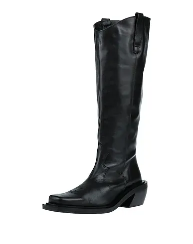 https://images.styletyx.com/images/black-leather-boots-alohas-3127609_2.webp