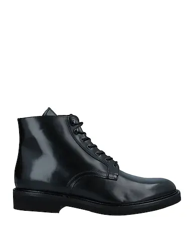 https://images.styletyx.com/images/black-leather-boots-baldinini-3239583_1.webp