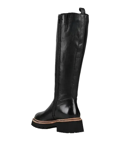 https://images.styletyx.com/images/black-leather-boots-bothega-41-1224060154_3.webp