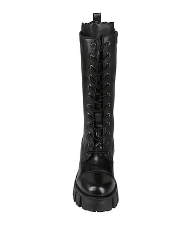https://images.styletyx.com/images/black-leather-boots-bothega-41-1225922478_4.webp