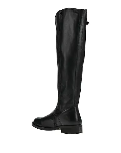 https://images.styletyx.com/images/black-leather-boots-bothega-41-1277230_3.webp