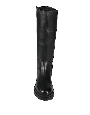 https://images.styletyx.com/images/black-leather-boots-bothega-41-1961715116_4.webp