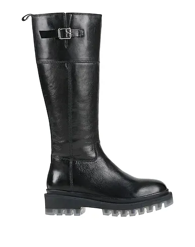 https://images.styletyx.com/images/black-leather-boots-bothega-41-873417925_1.webp