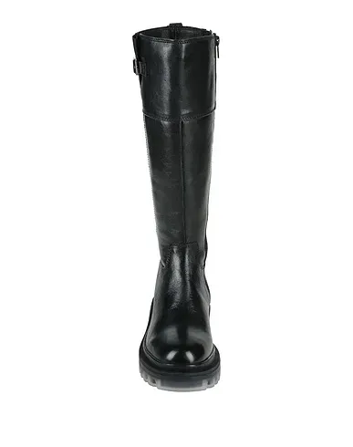 https://images.styletyx.com/images/black-leather-boots-bothega-41-873417925_4.webp