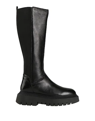 https://images.styletyx.com/images/black-leather-boots-bothega-41-930361225_1.webp