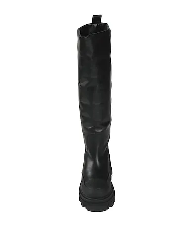 https://images.styletyx.com/images/black-leather-boots-ganni-13198626_4.webp