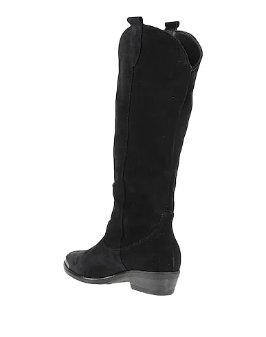 https://images.styletyx.com/images/black-leather-boots-geneve-13401217_3.webp