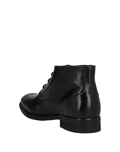 https://images.styletyx.com/images/black-leather-boots-hudson-12913566_3.webp