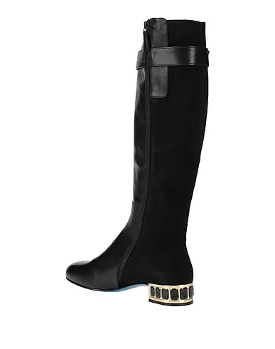 https://images.styletyx.com/images/black-leather-boots-loriblu-1325693_3.webp