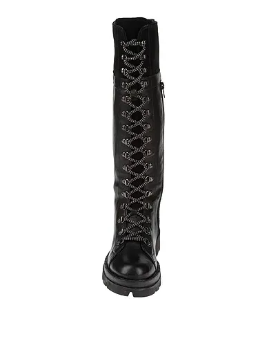 https://images.styletyx.com/images/black-leather-boots-manas-1389937_4.webp