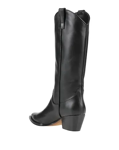 https://images.styletyx.com/images/black-leather-boots-maria-cristina-13415400_3.webp