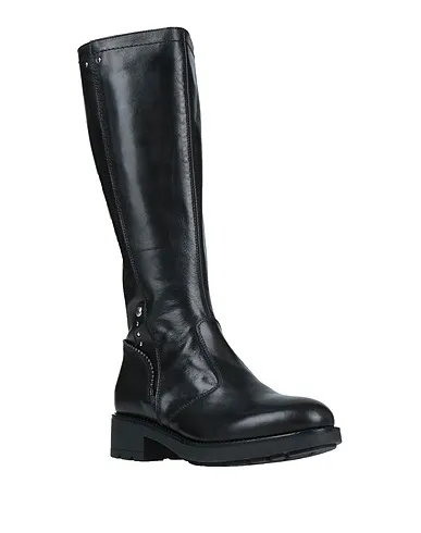 https://images.styletyx.com/images/black-leather-boots-nero-giardini-1004400991_2.webp