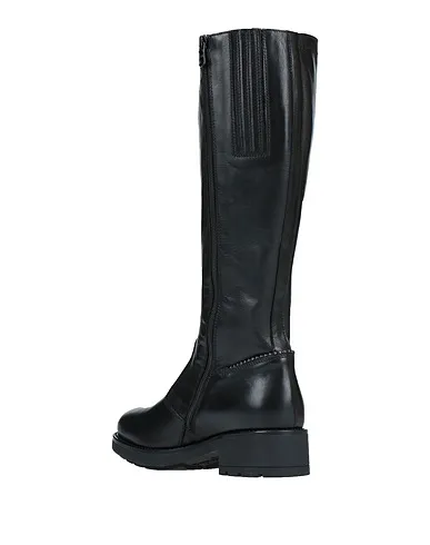 https://images.styletyx.com/images/black-leather-boots-nero-giardini-1004400991_3.webp