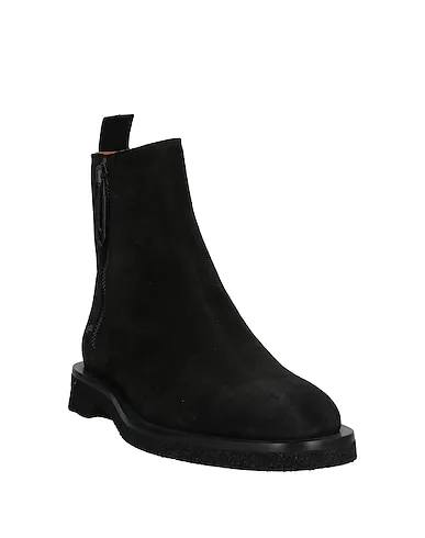 https://images.styletyx.com/images/black-leather-boots-off-white-13386174_2.webp