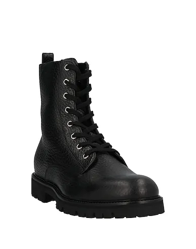 https://images.styletyx.com/images/black-leather-boots-philipp-plein-3211267_2.webp