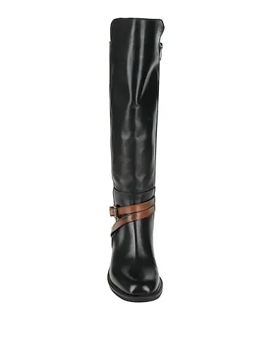https://images.styletyx.com/images/black-leather-boots-progetto-710822082_4.webp