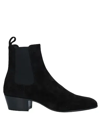 https://images.styletyx.com/images/black-leather-boots-saint-laurent-3000674_1.webp