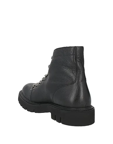 https://images.styletyx.com/images/black-leather-boots-seboy-s-1007073355_3.webp