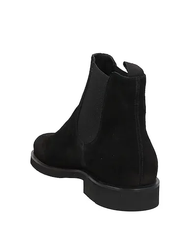 https://images.styletyx.com/images/black-leather-boots-seboy-s-1225416549_3.webp