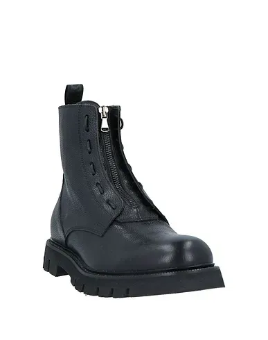 https://images.styletyx.com/images/black-leather-boots-seboy-s-875076506_2.webp