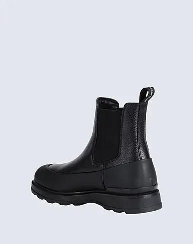 https://images.styletyx.com/images/black-leather-boots-woolrich-3221232_3.webp
