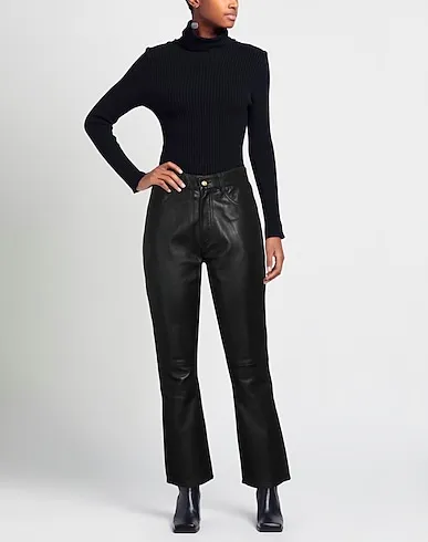 https://images.styletyx.com/images/black-leather-casual-pants-laurence-bras-1768824024_2.webp