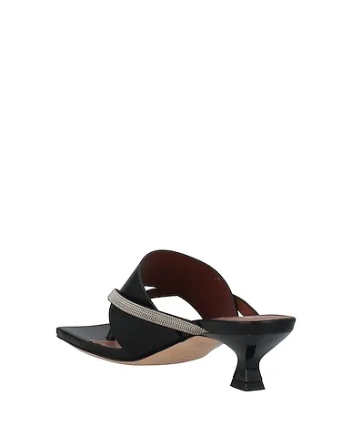 https://images.styletyx.com/images/black-leather-flip-flops-evaluna-873410608_3.webp