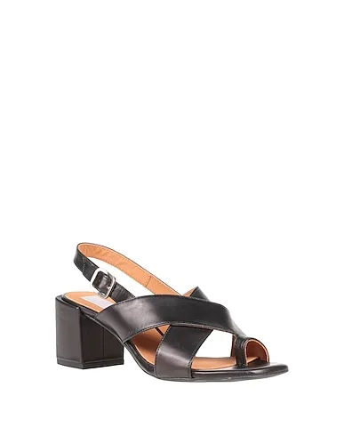 https://images.styletyx.com/images/black-leather-flip-flops-marian-13294223_2.webp