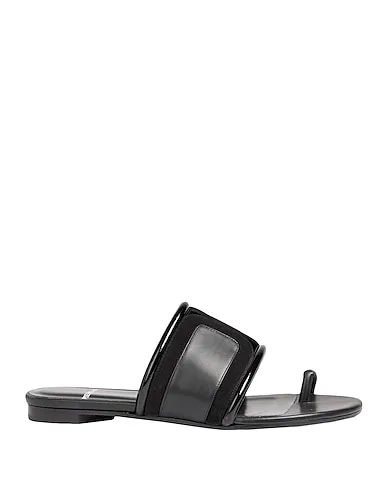 https://images.styletyx.com/images/black-leather-flip-flops-pierre-hardy-13247925_1.webp