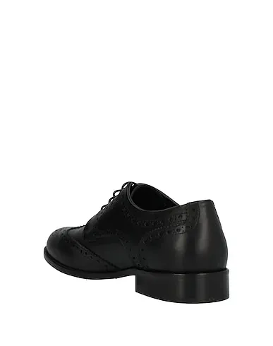 https://images.styletyx.com/images/black-leather-laced-shoes-calpierre-13083767_3.webp