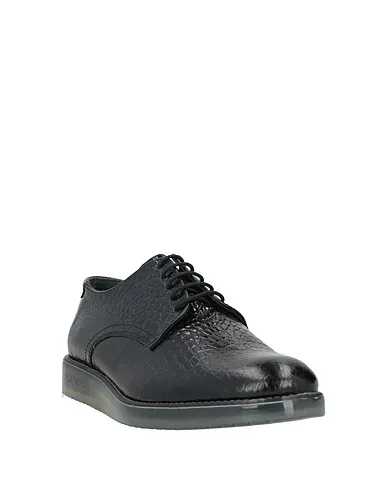 https://images.styletyx.com/images/black-leather-laced-shoes-gold-brothers-873932297_2.webp
