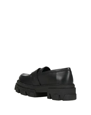 https://images.styletyx.com/images/black-leather-loafers-alohas-3122206_3.webp