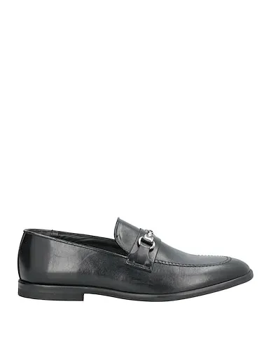 https://images.styletyx.com/images/black-leather-loafers-brawn-s-12957920_1.webp