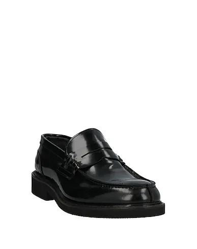 https://images.styletyx.com/images/black-leather-loafers-brawn-s-3246205_2.webp
