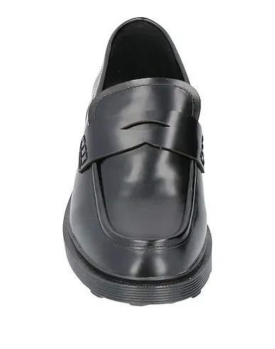 https://images.styletyx.com/images/black-leather-loafers-cult-875075574_4.webp