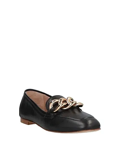 https://images.styletyx.com/images/black-leather-loafers-donnalei-13316995_2.webp