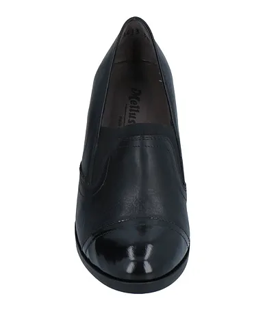 https://images.styletyx.com/images/black-leather-loafers-melluso-1116978_4.webp